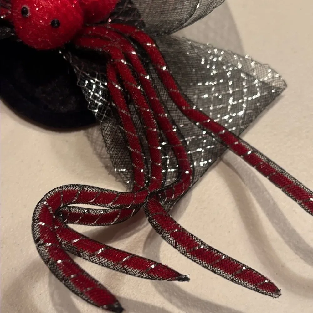 Unbranded red spider